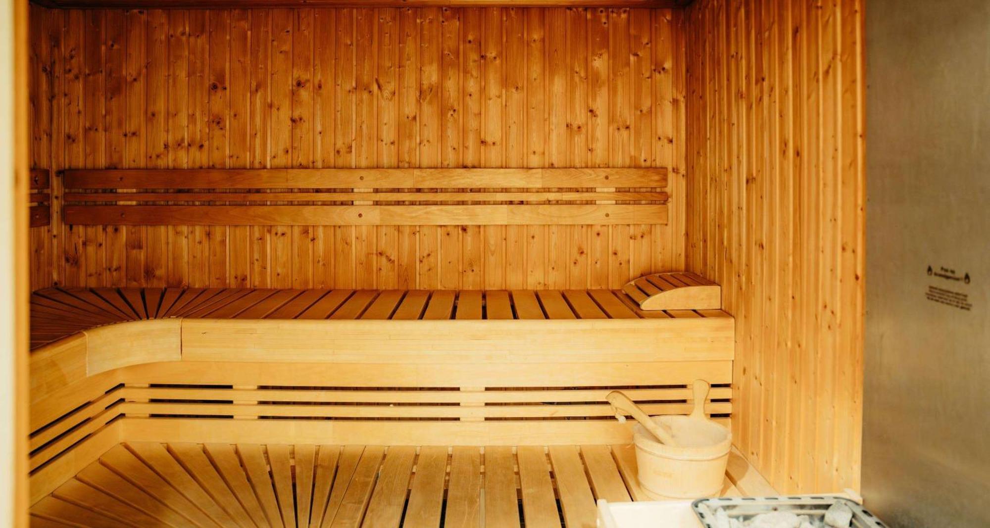 Grand Hotel Karel V Utrecht Kültér fotó A Finnish sauna